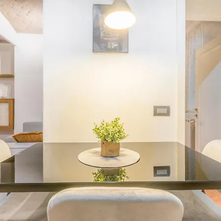 A 2 Passi Da Piazza Grande 公寓 *