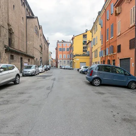 A 2 Passi Da Piazza Grande 摩德纳