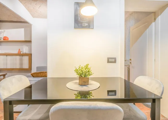 A 2 Passi Da Piazza Grande Apartament *